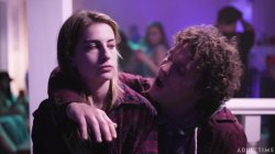 Captura de 'Unveilled Teen Lesbians' nº 40