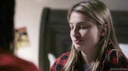 Captura de 'Unveilled Teen Lesbians' nº 59