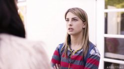 Captura de 'Unveilled Teen Lesbians' nº 107
