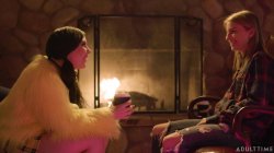 Captura de 'Unveilled Teen Lesbians' nº 111
