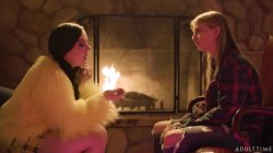 Captura de 'Unveilled Teen Lesbians' nº 112