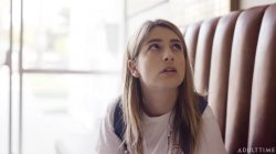 Captura de 'Unveilled Teen Lesbians' nº 138