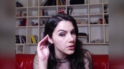 'Chloe Cherry - Valentina Nappi' screenshot nº 82