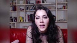 'Chloe Cherry - Valentina Nappi' screenshot nº 87