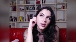'Chloe Cherry - Valentina Nappi' screenshot nº 93