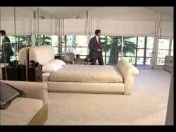 Captura de 'Topless Room Service' nº 38