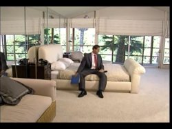 Captura de 'Topless Room Service' nº 39