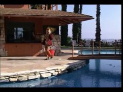 Captura de 'Topless Room Service' nº 108