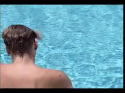 Captura de 'Topless Room Service' nº 13