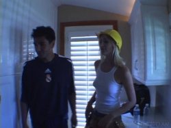 Captura de 'Hard Hat Hotties' nº 64