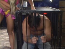 Captura de 'Hard Hat Hotties' nº 90