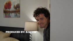 'Caught My Busty Neighbor Masturbating' screenshot nº 2