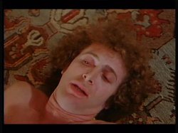 'Hot Young Widows (French Language)' screenshot nº 53