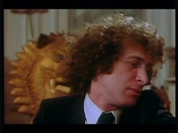 'Hot Young Widows (French Language)' screenshot nº 8
