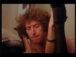 'Hot Young Widows (French Language)' screenshot nº 88