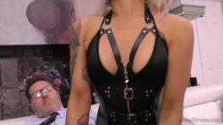 Captura de 'Avery Is A Domme' nº 17