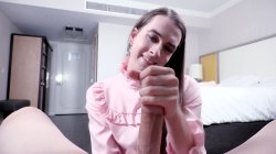 'Almost a Woman' screenshot nº 26