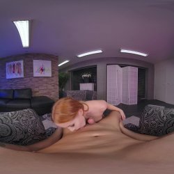'Curvy, Busty, Naughty' screenshot nº 41