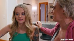 Captura de 'Moms Lick Teens Vol. 27' nº 102
