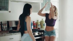 Captura de 'Lesbian Analingus 12' nº 4