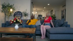 Captura de 'Cuck Hunter - Big Tits Wife Kay Carter Teaches Husband A Cuckold Lesson' nº 23