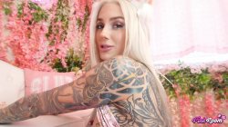 'Pink Room Ep. 23 Submissive Kasara Wood Rims, Sucks & Fucks' screenshot nº 15