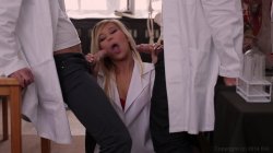 Captura de 'Anissa & Lola At Nurses' School' nº 13