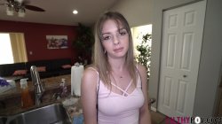 Captura de 'My Horny Stepsister Is Addicted To Masturbating' nº 36