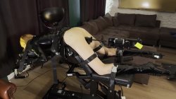 'Fuck Machine and Spanking for Rubber on the Bench' screenshot nº 29