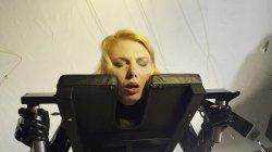'Fuck Machine and Spanking for Rubber on the Bench' screenshot nº 31