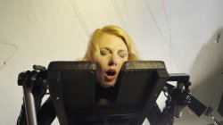 'Fuck Machine and Spanking for Rubber on the Bench' screenshot nº 49