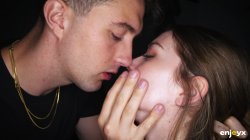 'Agatha Shay Swallows a Massive Cock to Pay for Dinner' screenshot nº 44