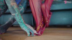 'Gang Bang Anal Madness - Anuskatzz + Kyra Sex on 9 guys' screenshot nº 3