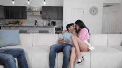 Captura de 'Stepmom Sex Ed Vol. 12' nº 97