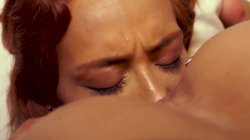 Captura de 'Slutty Lesbian Tongues | Saliva, Pussy & Real Orgasms' nº 91