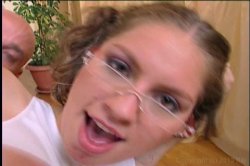 Captura de 'Lovely Four Eyes For You Horny Guys' nº 97