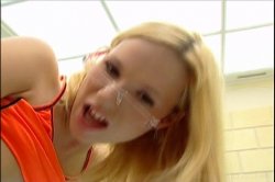 Captura de 'Lovely Four Eyes For You Horny Guys' nº 131