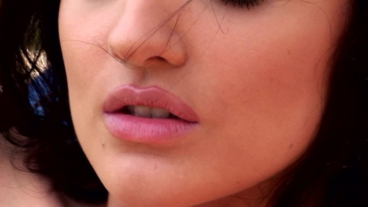 streaming porn video screenshot