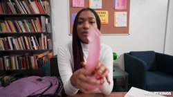 'Crazy College GFs Vol. 6' screenshot nº 2