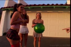 Captura de 'Home Schooled' nº 3