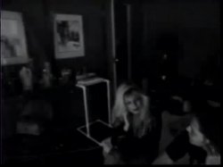 'Radical Affairs Video Magazine #5' screenshot nº 16