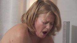 'My Grandma and Her Boy Toy 8' screenshot nº 35