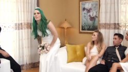 Captura de 'Bridal Party Orgy' nº 10