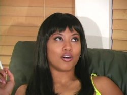 'Lily Thai Demanding Jerk Off Encouragement Pantyhose' screenshot nº 2