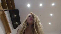 'Liz Rainbow - Facesitting' screenshot nº 29