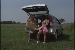 'Sandy Babe Abroad 2' screenshot nº 93