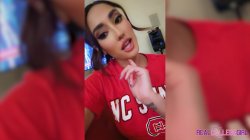 Captura de 'Sexy NC State College Girl Invites Me Over To Watch Football And Fuck' nº 4