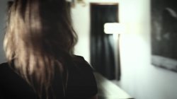 Captura de 'Half His Age' nº 42