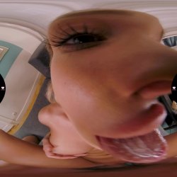 Captura de 'Morning Coffee with Busty Blonde' nº 114