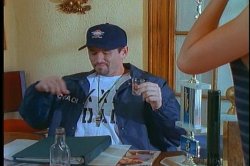 'Debbie Does Dallas 99' screenshot nº 116